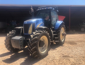 2005 New Holland TG285 Tractor