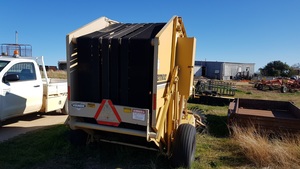 Vemeer 504H Round Hay Baler