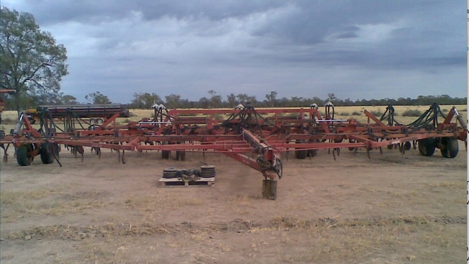 50 Ft Gason 4100 Cultimaster Air Seeder