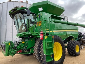 2019 John Deere S780 Header