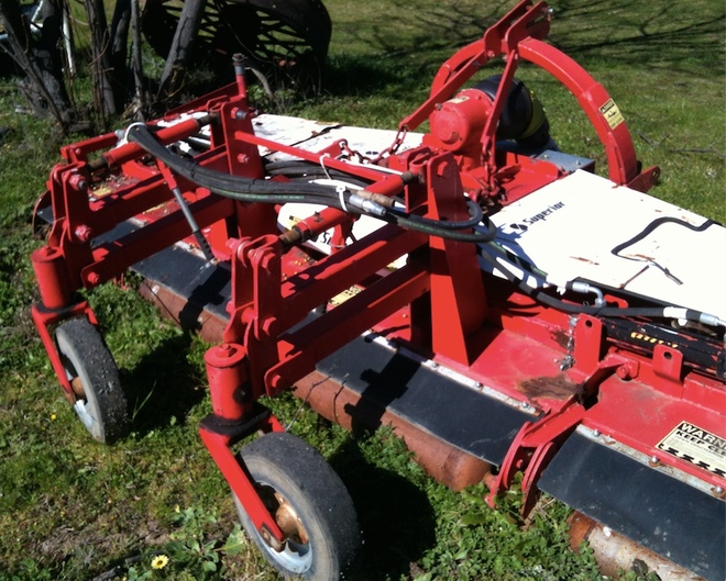 Under Auction - (A160)  11ft Superior Slasher with Hydraulic Wings 