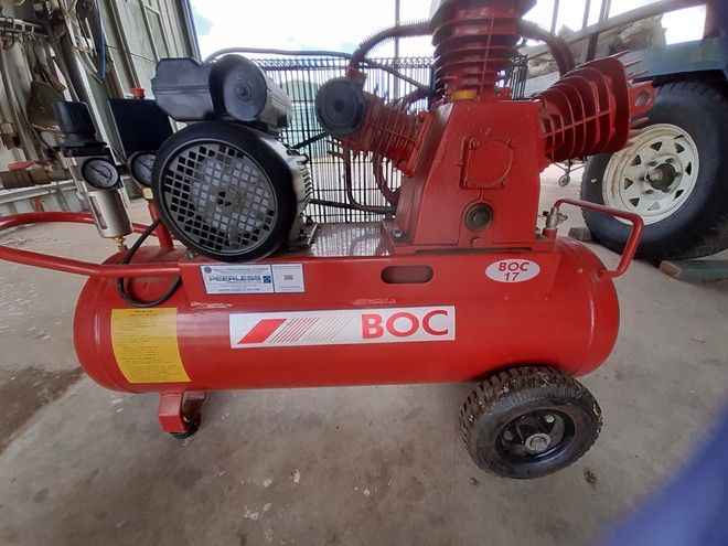 ELECTRIC AIR COMPRESSOR