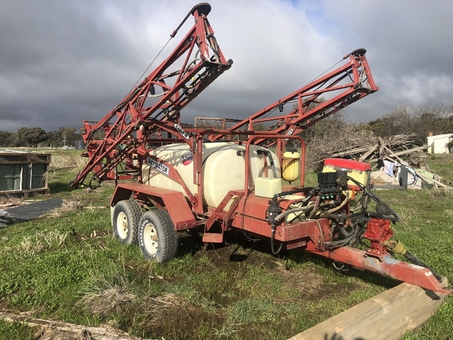 Hardi Navigator or Simular