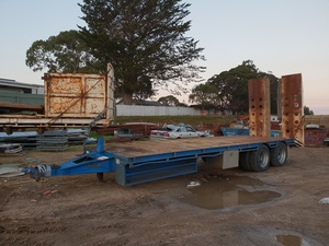 Titan 8 Metre Tag Trailer