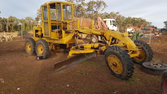 Under Auction - Clyde -Galion 503 Grader