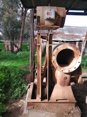 Kelly & Lewis irrigation pump