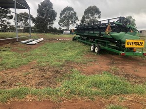 John Deere 36ft Draper Front