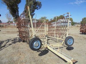 Under Auction - Hydraulic Harrows 11 Section - 2% Buyers Premium on all Lots