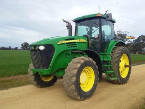 7720 John Deere tractor