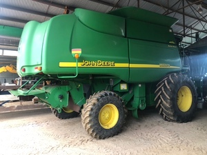 John Deere 9660 STS Header with JD 635D Front
