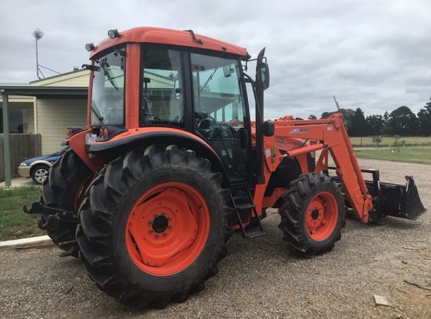2012 Kioti DK 1002 Tractor 