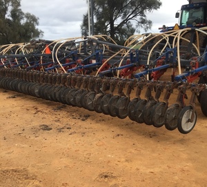 59 x Maxipoint Press Wheels