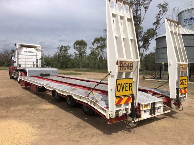 FREIGHTMASTER 47’ Tri Axle Drop Deck Semi Trailer.  2017
