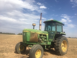 John Deere 4240 Tractor