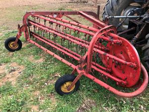 Massey Ferguson 25 Hay Rake
