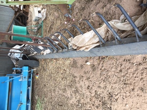 Harvest Air to suit 30 foot front, came off 930 JD