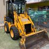 JCB 1cx Skidsteer backhoe loader, with 4in 1 front quickhitch bucket