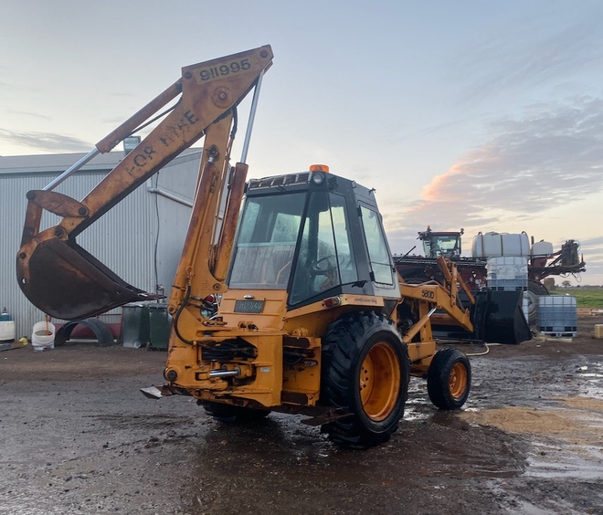 Case 580 Backhoe