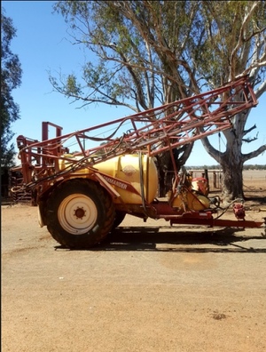 Hardi Commander Boomspray 2002 Model