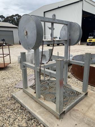 Gas Bottle Holder GAL  (Seymour)