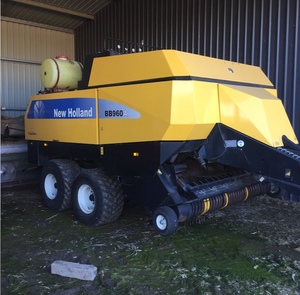 NEW HOLLAND BB960A SQUARE BALER FOR SALE