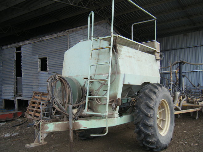 Forward Engineering Airseeder 630