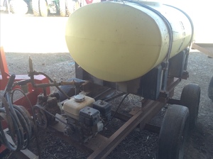 Spot sprayer with 800lt Tank & Honda Motor