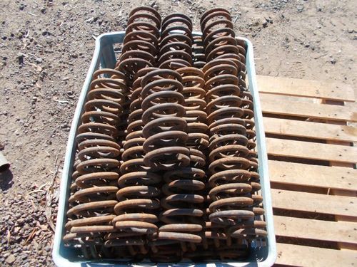  - Approximately 60 - Springs Coil Alfarm - 
