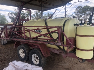 Hardi Fl3400 boom spray