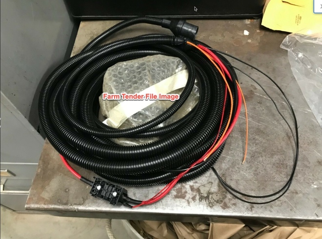 Tractor harness portion of a New Holland Big Square baler BB940 or BB960 Pt no 84437435