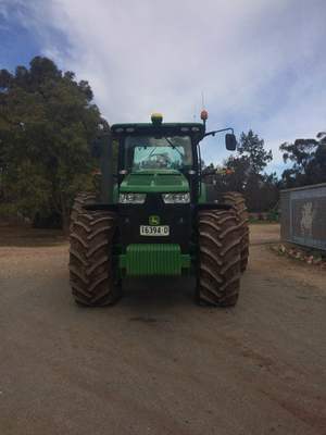 John Deere 8310 R Tractor