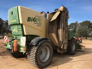 2010 Krone BIG M 400 Self propelled mower conditioner For Sale - 30ft Cut - 40km travel