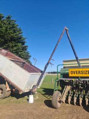 Drill fill auger and Bin
