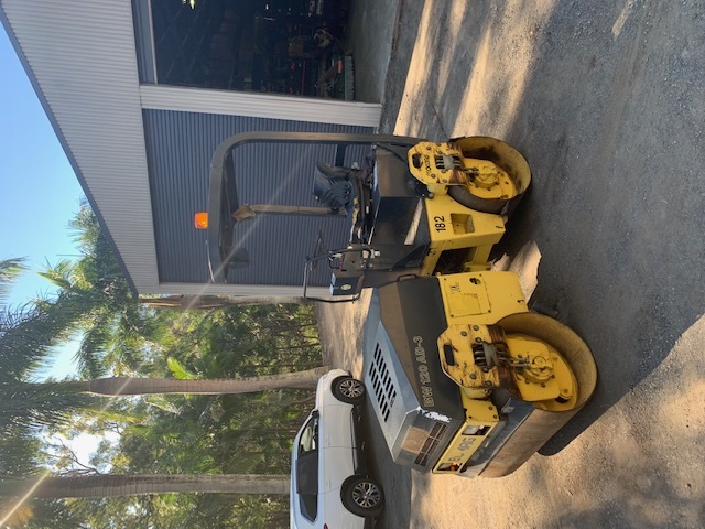 Bomag Roller BW120 AD-3 Twin drum Roller compactor, Deutz diesel ex council machine1266 hrs single or twin drum compaction