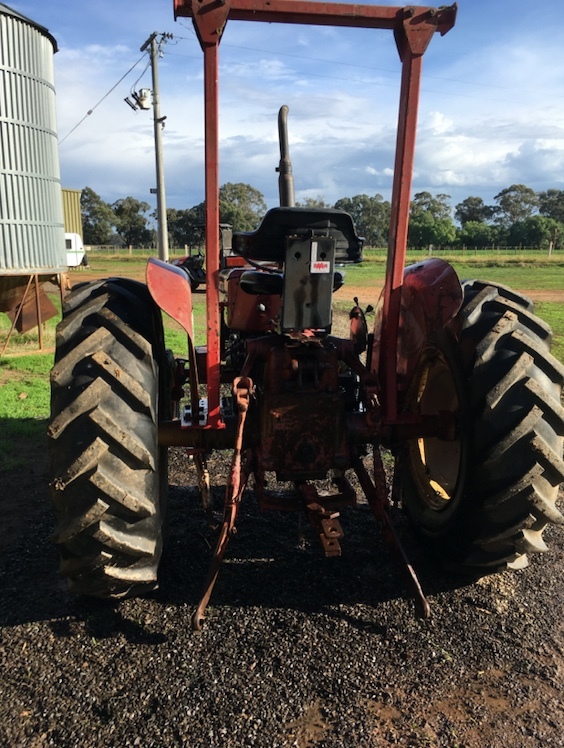 International 434 Tractor