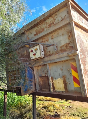 1987 Ford Cargo truck