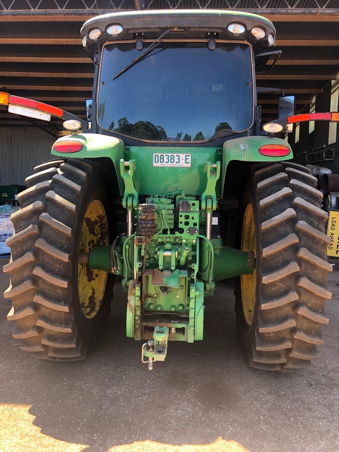 John Deere 7230R Tractor with H480 Loader. 2020 Model 466 .1  hours