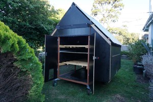 Moveable / Portable Chicken Cage / Coop