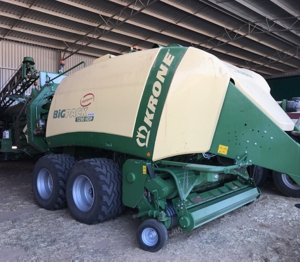 2017 Krone BigPack 1290 HDP High Speed Baler For Sale - Under 15,000 bales available now. Season Ready. Can see working