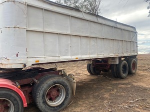 1980 Kenworth K123CR With Steel Tipping Trailer 