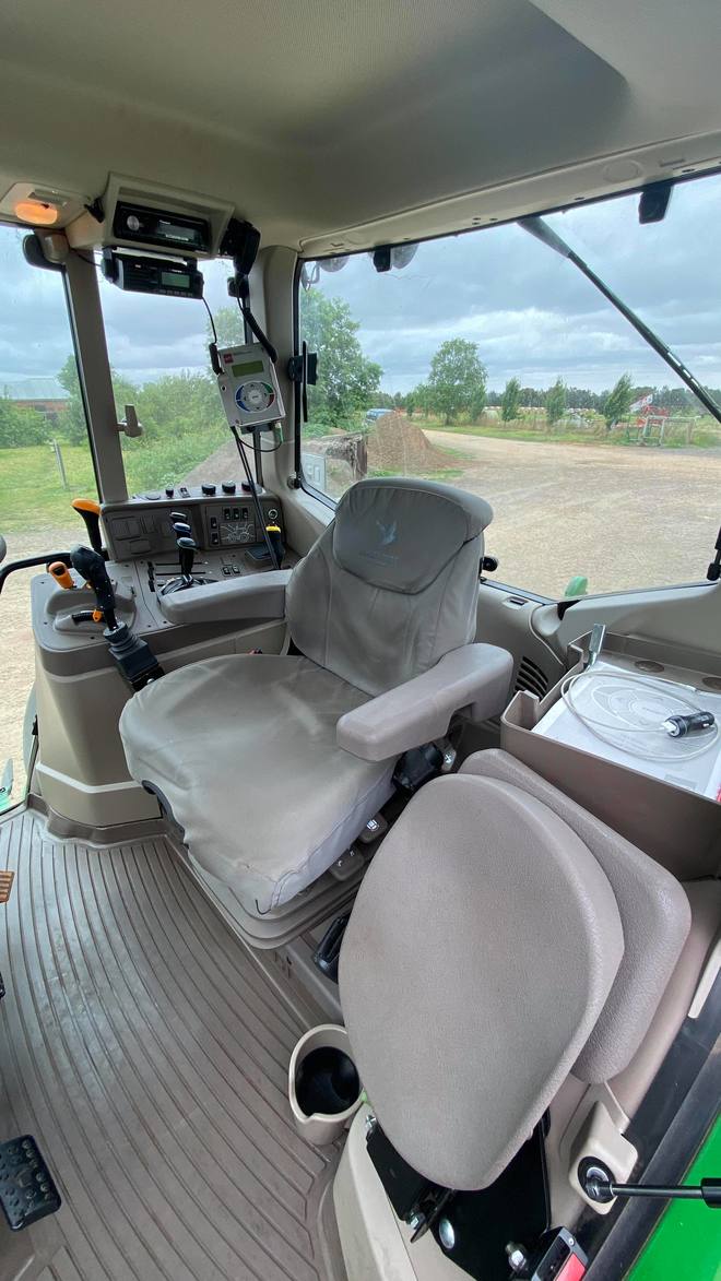 2018 John Deere 6125M