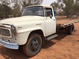 AA 160 International Truck