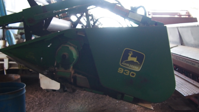 John Deere 930 Header Front