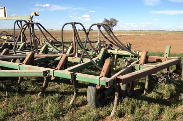 WANTED Chisel Plough / Seeder Bar 30-40ft