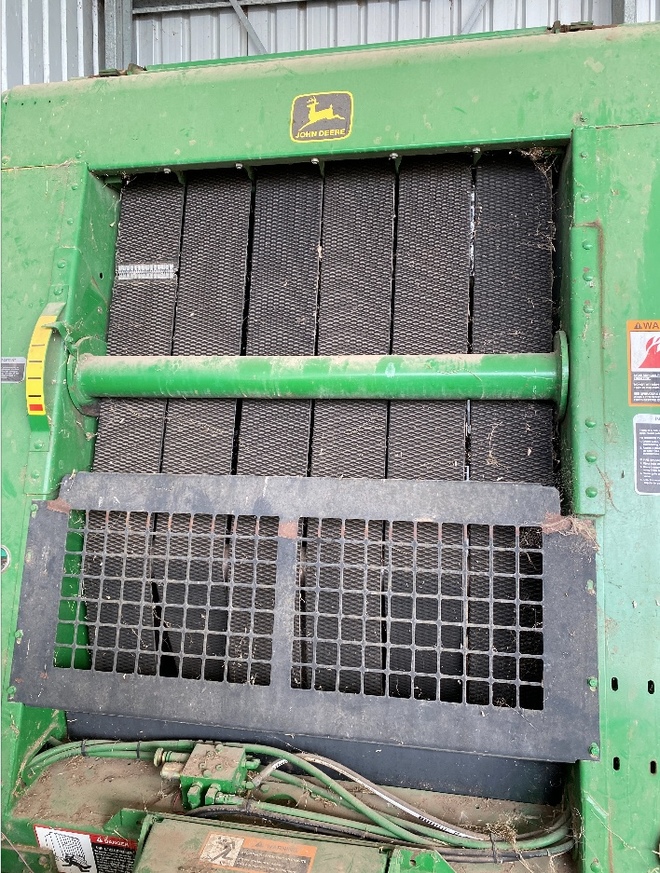 John Deere 466 Baler