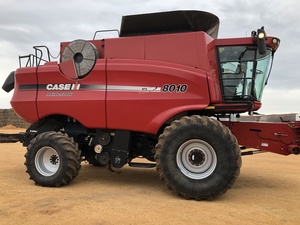 2008 Case Axial Flow 8010 Header- Harvest Ready!