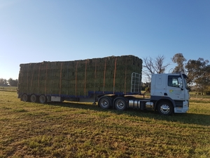 Hay and Machinery Freight Local and Interstate