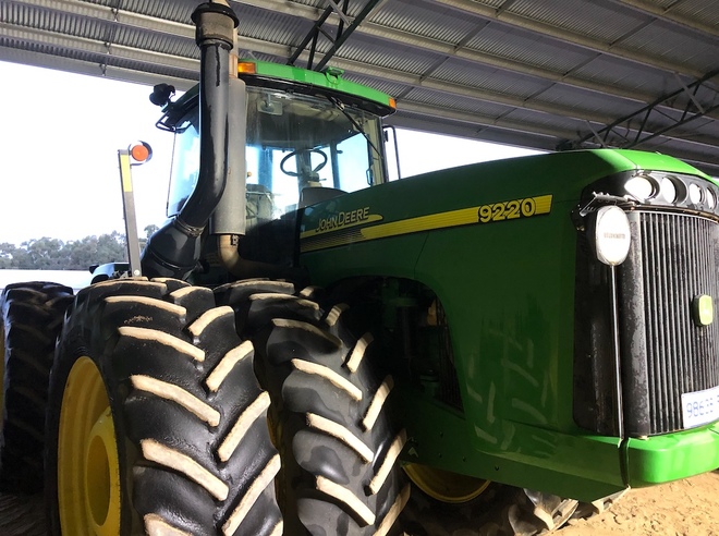 John Deere 9220 Tractor