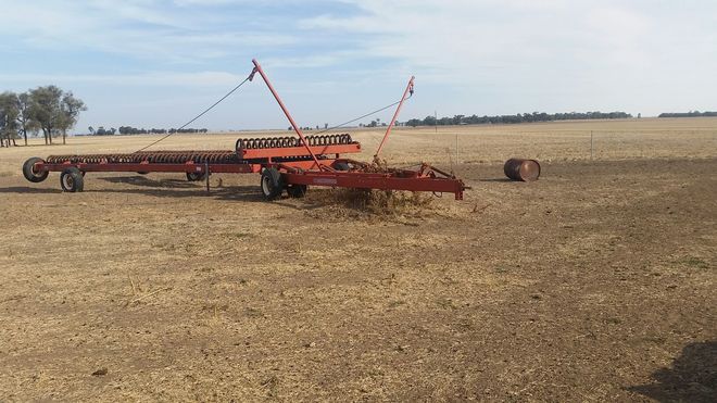 60ft Morris coil packers and harrows