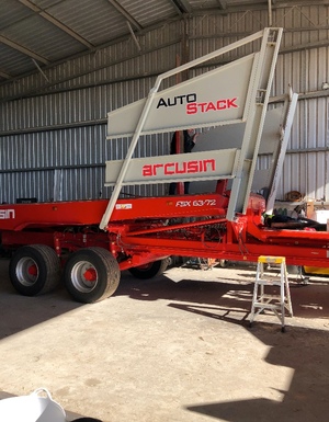 Near New 2018 ARCUSIN FSX 63.72 Big Square Bale Stacker  On All Lots 